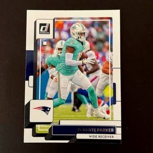 DeVante Parker: New England Patriots, Wide Receiver 2022 Panini Donruss #122